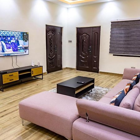 Cloud9 Apartments Άκρα Εξωτερικό φωτογραφία