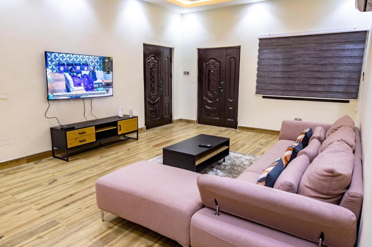Cloud9 Apartments Άκρα Εξωτερικό φωτογραφία