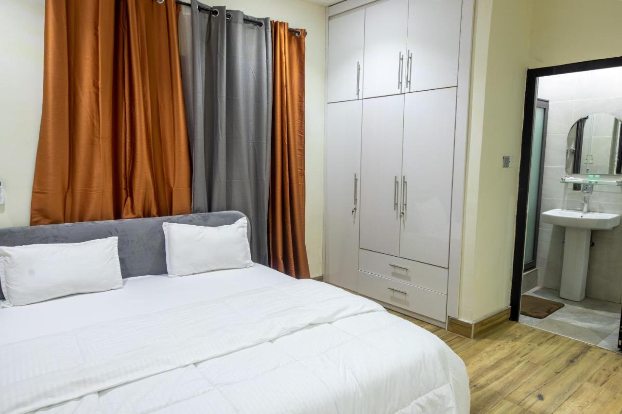 Cloud9 Apartments Άκρα Εξωτερικό φωτογραφία